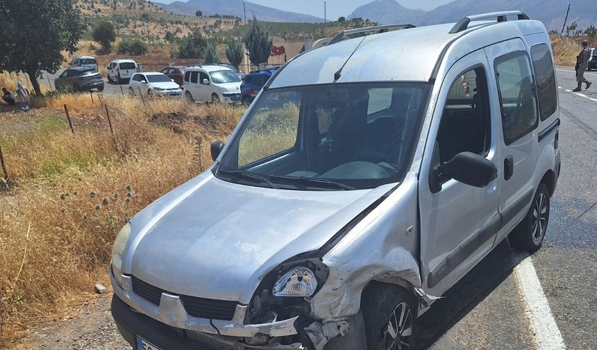 Siirt’te maddi hasarlı trafik kazası