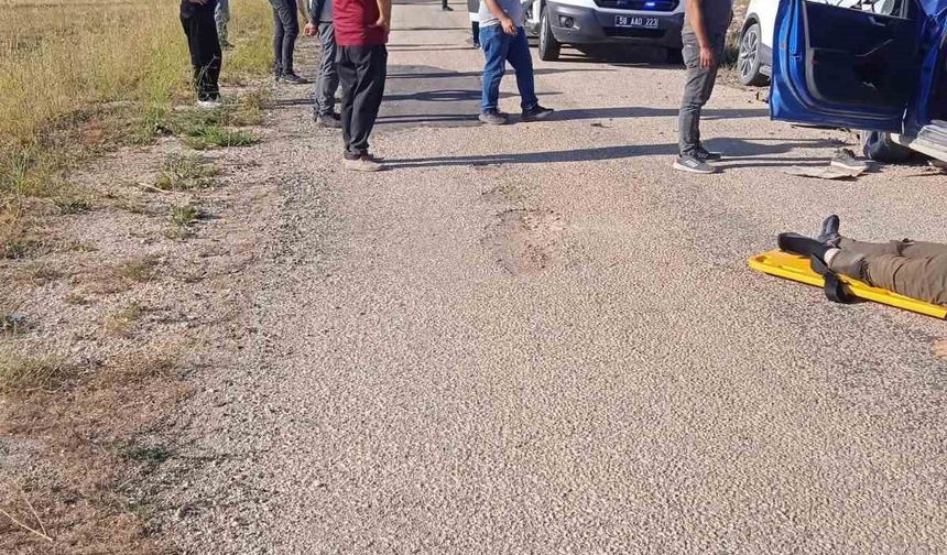 Sivas’ta iki otomobil kafa kafaya çarpıştı: 1 ölü, 1 yaralı