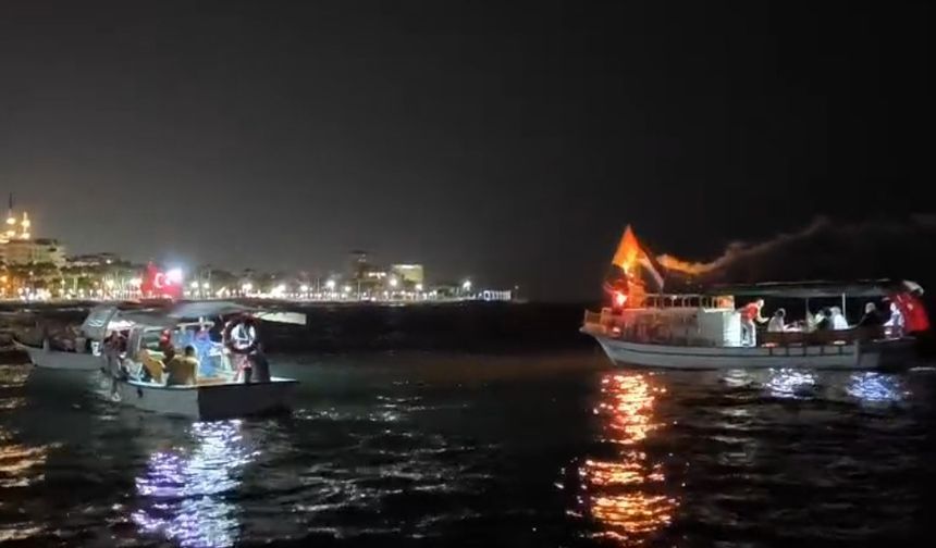 İsrail’in Küresel Sumud Filosuna saldırısı Mersin’de protesto edildi