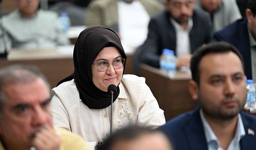 AK Parti Mersin İl Kadın Kolları Başkanı Fatma Abacı görevinden ayrıldı