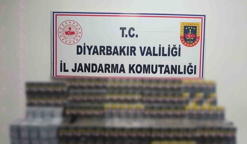 Diyarbakır'da kaçakçılık operasyonları: 10 bin dolu makaron, 3 bin paket sigara ele geçirildi