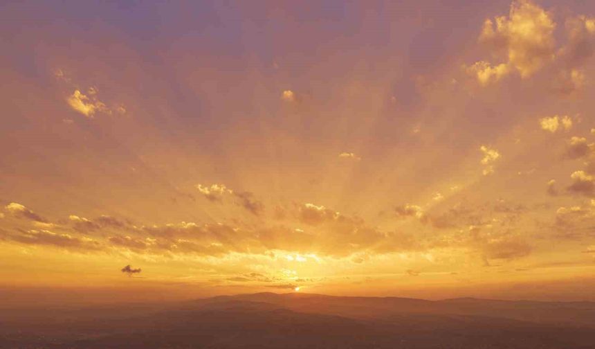 Kırıkkale'de gün batımı renk cümbüşü oluşturdu