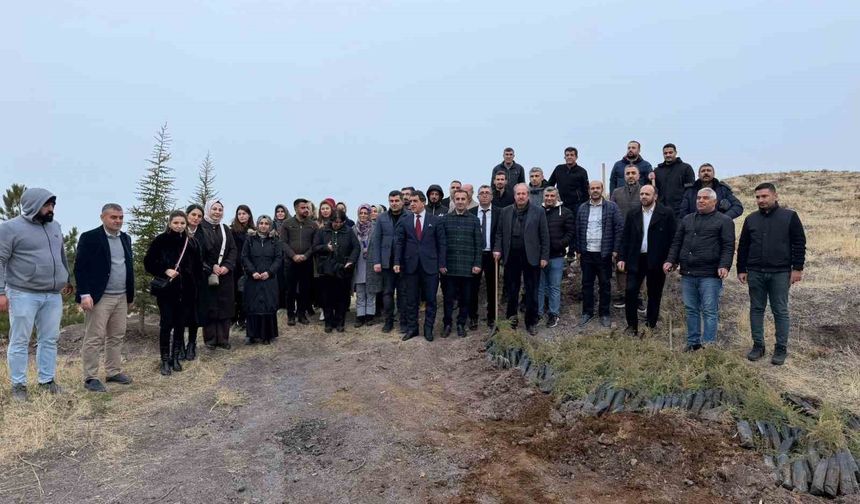 Sivrice'de Öğretmenler Günü'nde anlamlı etkinlik