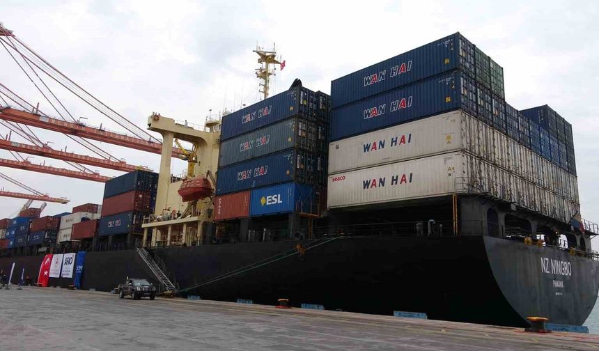 İyilik Gemisi Mersin'den Sudan'a uğurlandı