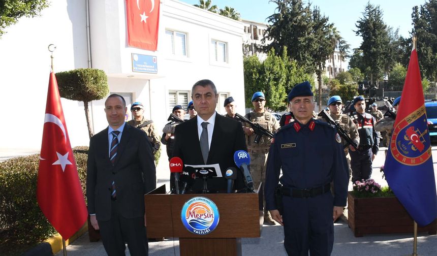 Mersin'de zehir tacirlerine şafak operasyonu: 43 gözaltı, 448 bin sentetik hap ele geçirildi