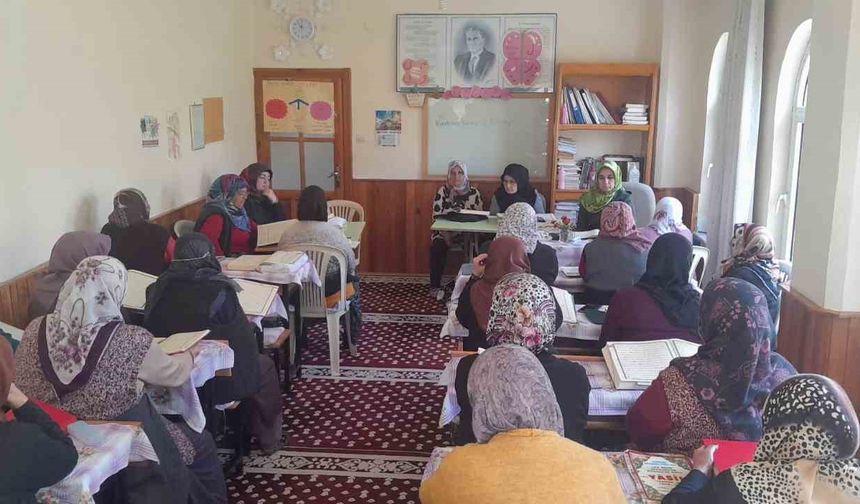 Müftü Fidan: 'Mukabele Peygamber sünnetidir'