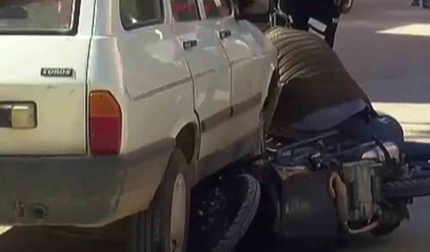 Otomobil ile motosiklet çarpıştı: 1 yaralı
