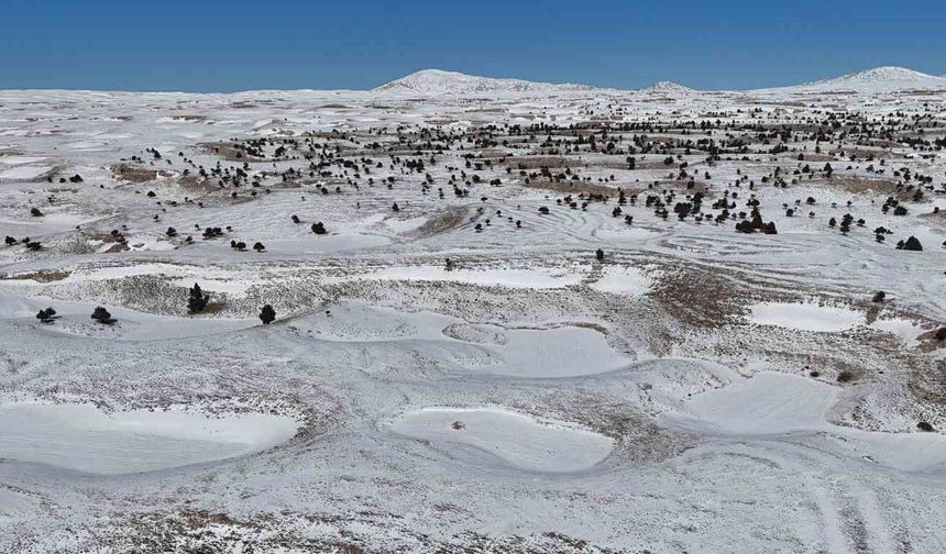 Toroslar 'da obruklar karla doldu
