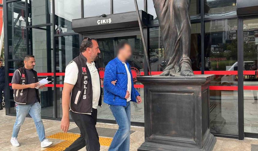 Alanya'da sosyal medyadan cumhurbaşkanına hakaret eden şahıs tutuklandı