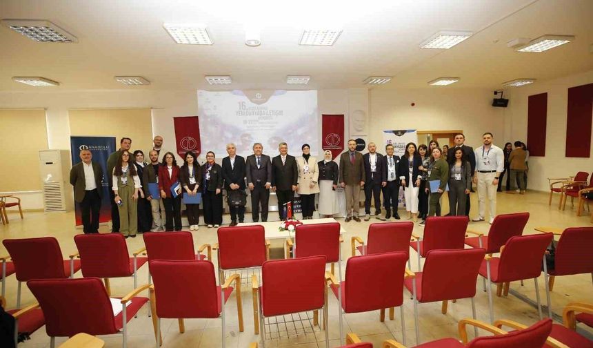 Anadolu'da '16. Uluslararası Yeni Dünya İletişim Kongresi'
