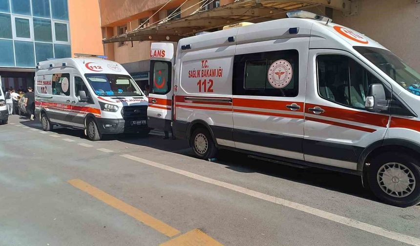 Batman'da bıçaklı ve sopalı kavga: 1 yaralı