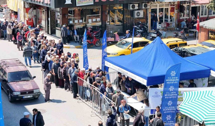 Büyükşehir'in 'Ata Tohumları' Bozdoğan'da vatandaşlarla buluştu