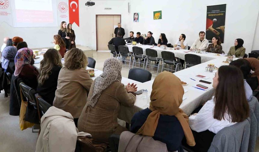 Eskişehirli uzmanlara 'Psikolojik İlk Yardım ve Yas Süreci' eğitimi