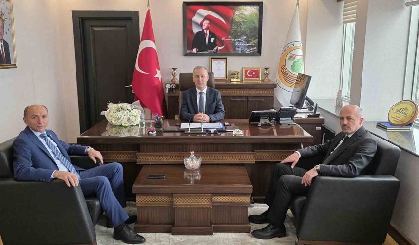 Halil Oflu görevine başladı