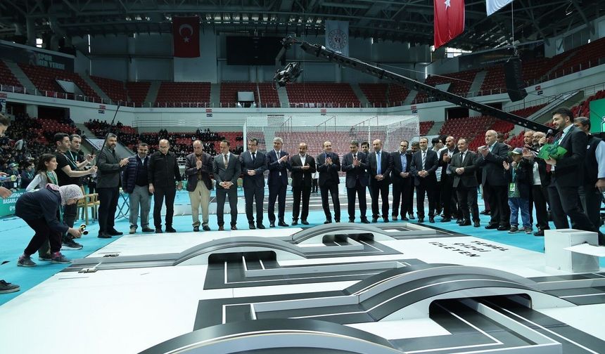 Karatay'da ROBOFEST heyecanı başladı