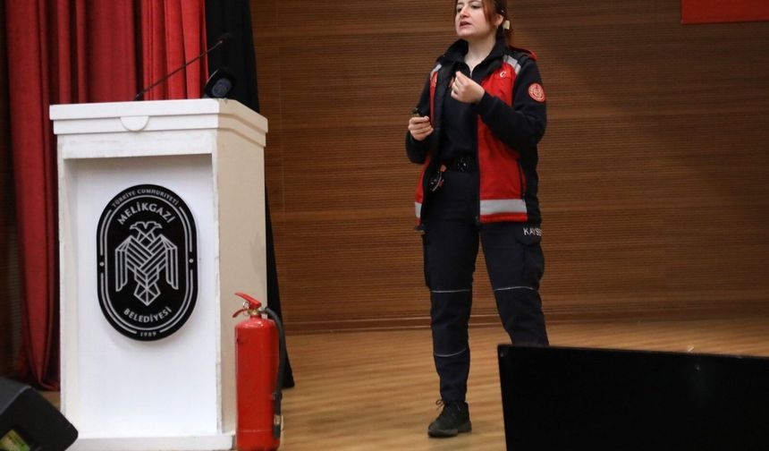 Melikgazi personeli yangınlara karşı bilgilendirildi