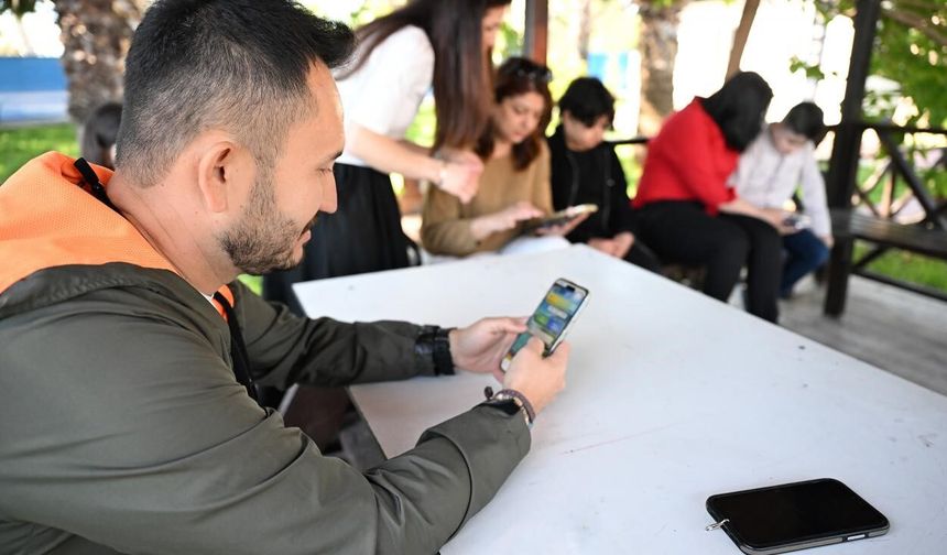 Mersin'de 'Çevresin' uygulaması hizmete sunuldu