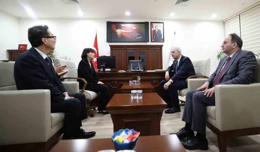 TBMM Başkanı Kurtulmuş, Koreli milletvekilini tedavi gördüğü hastanede ziyaret etti