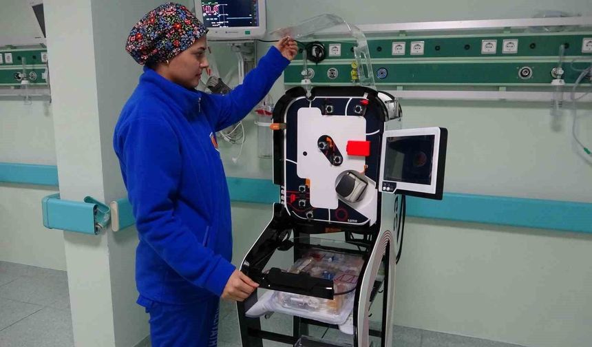 Yeni nesil 'hücre kan kurtarma cihazı' Mersin'de kullanılmaya başlandı