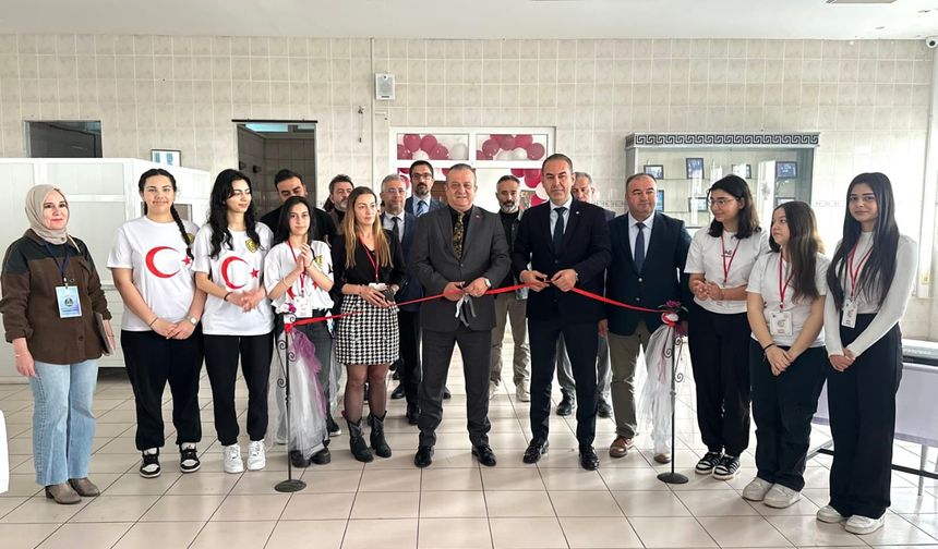 Mersin'de Bilim Tutkusu Sahaya İndi : 19 Proje Görücüde