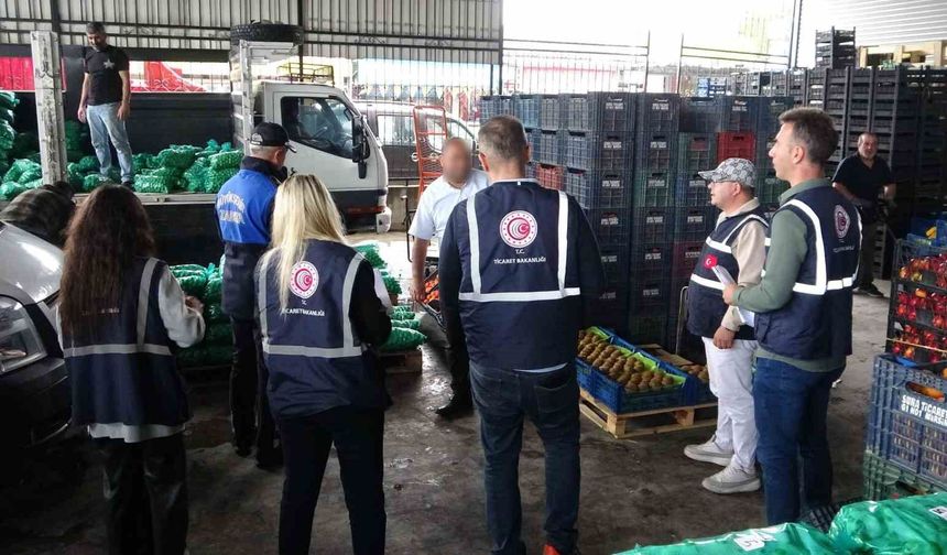 Mersin'de fahiş fiyata karşı hal denetimleri sürüyor