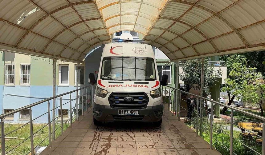 Bozyazı'da hastaneye kaldırılan aileden acı haber: 2 çocuk kurtarılamadı