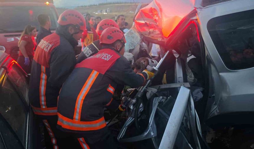 Mersin'de zincirleme kaza: 1 ölü, 5 yaralı