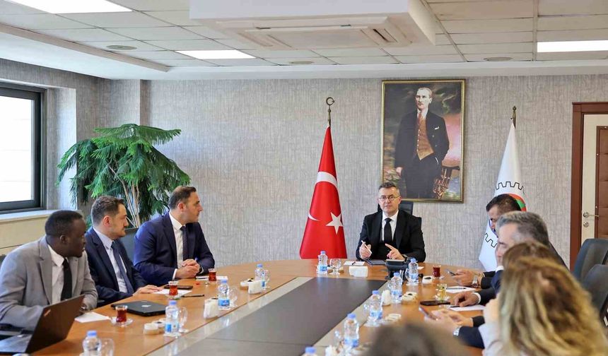 Çakır: “Mersin Bölgesel Ticaret Üssü Olabilir”