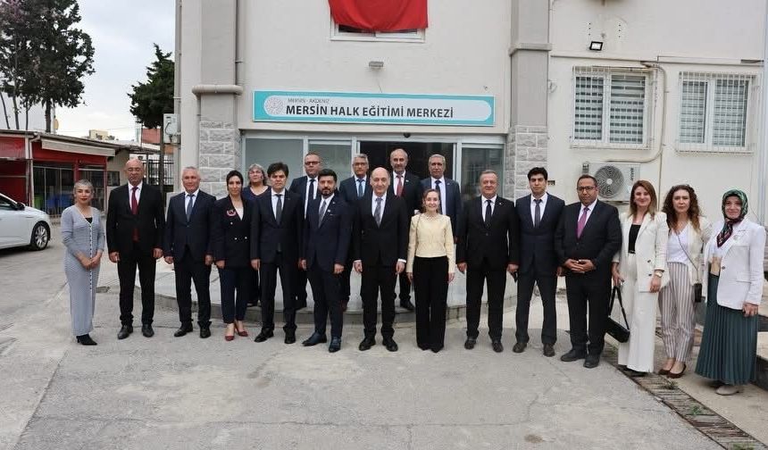Genel Müdür Dr.Topoğlu , Mersin Halk Eğitim Merkezi'nde İncelemelerde Bulundu