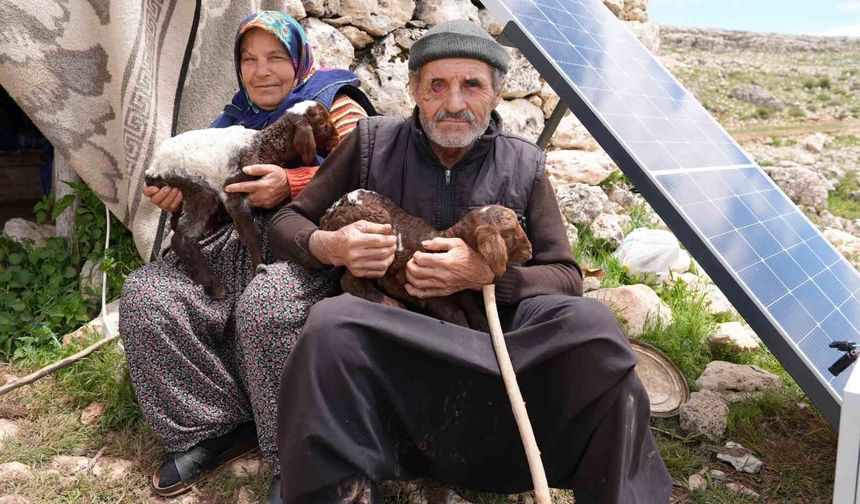Torosların Zirvesinde Yörük Ailenin Elektrik Hayali Gerçek Oldu