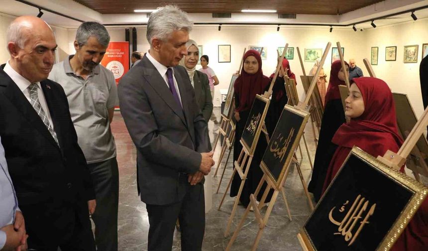 Genç Sanatçılardan Hazreti Muhammed'in Doğumunun 1500. Yılına Anlamlı Sergi