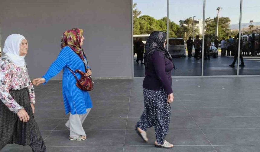 Taşucu Limanı'nda Fenalaşan Kazazede Yakını Hastaneye Kaldırıldı