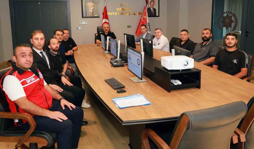 Mersin Emniyet Müdürü Aktaş, sezon öncesi taraftar temsilcileriyle bir araya geldi