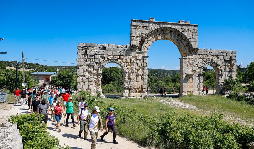 Kilikya Yolu’nda ilk resmi yürüyüş gerçekleşti