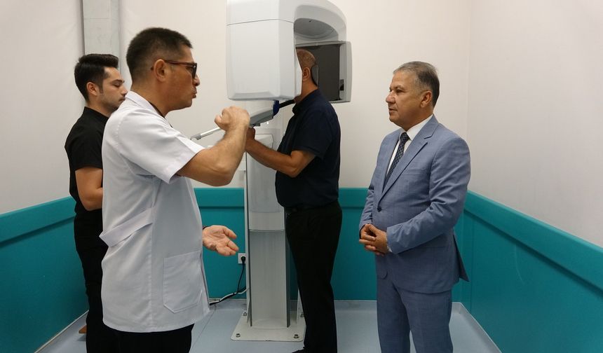 Mersin'de diş tedavisinde yapay zeka ve sanal gerçeklik dönemi