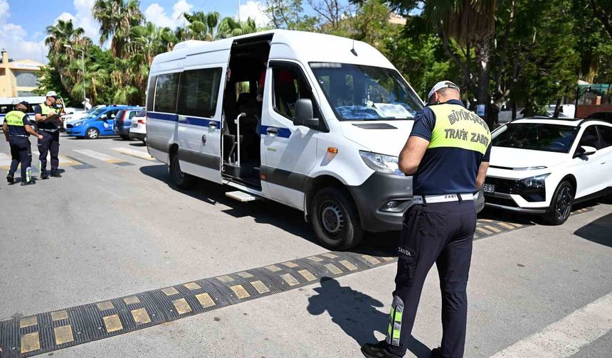 Mersin'de okul servislerine sıkı denetim
