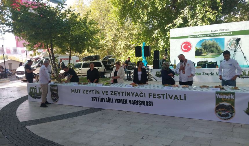 Festivalde en iyi zeytinyağlı yemek için yarıştılar