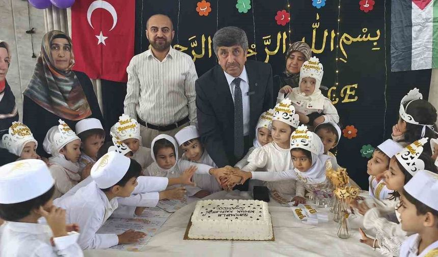 Anamur'da minikler Kur'an öğrenme yolculuğuna başladı