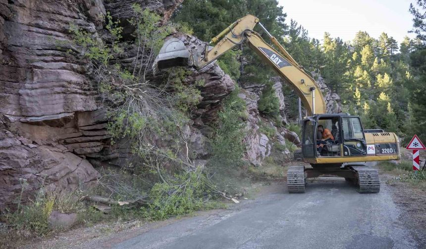 Mersin'de 14 kilometrelik yayla yolu yenilendi