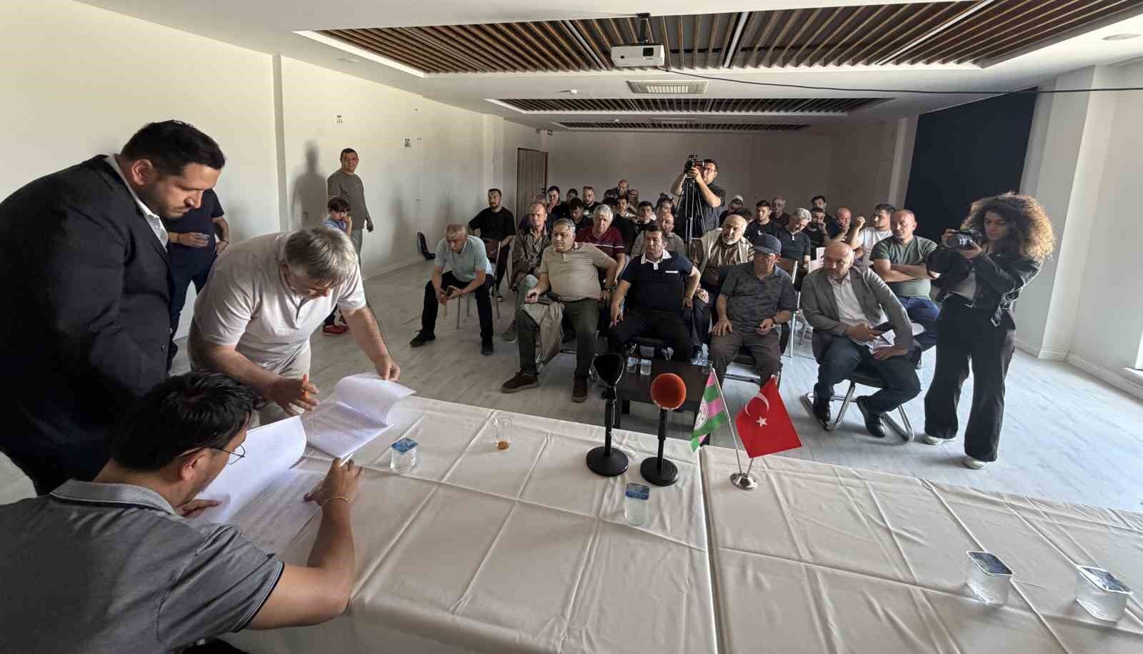 Isparta 32 Spor'un kongresi 2.kez ertelendi