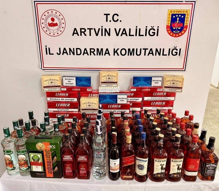 Artvin'de jandarmadan kaçakçılık operasyonu