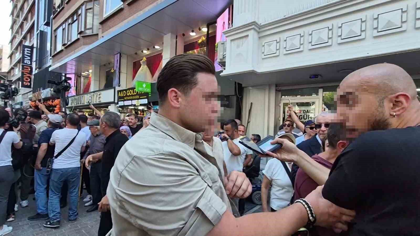 Özgür Özel'in Eskişehir programında koruma krizi: Aynı koruma yine basını hedef aldı