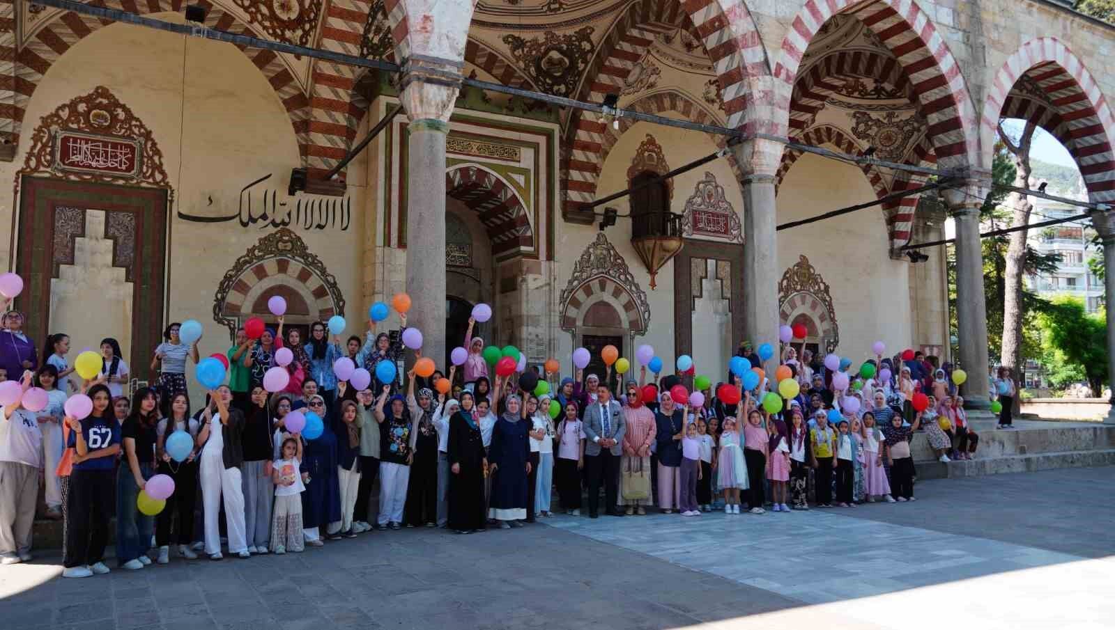 Şehzadeler'de yaz Kur'an kurslarına yoğun ilgi