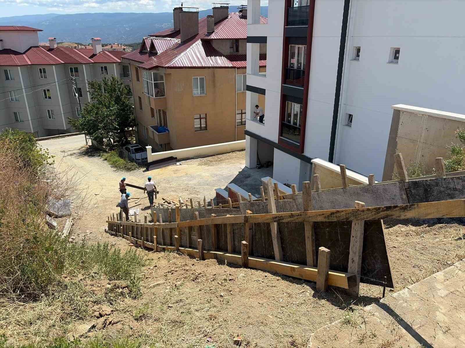 Tosya Belediyesi'nin çalışmalarıyla ilçenin çehresi değişiyor