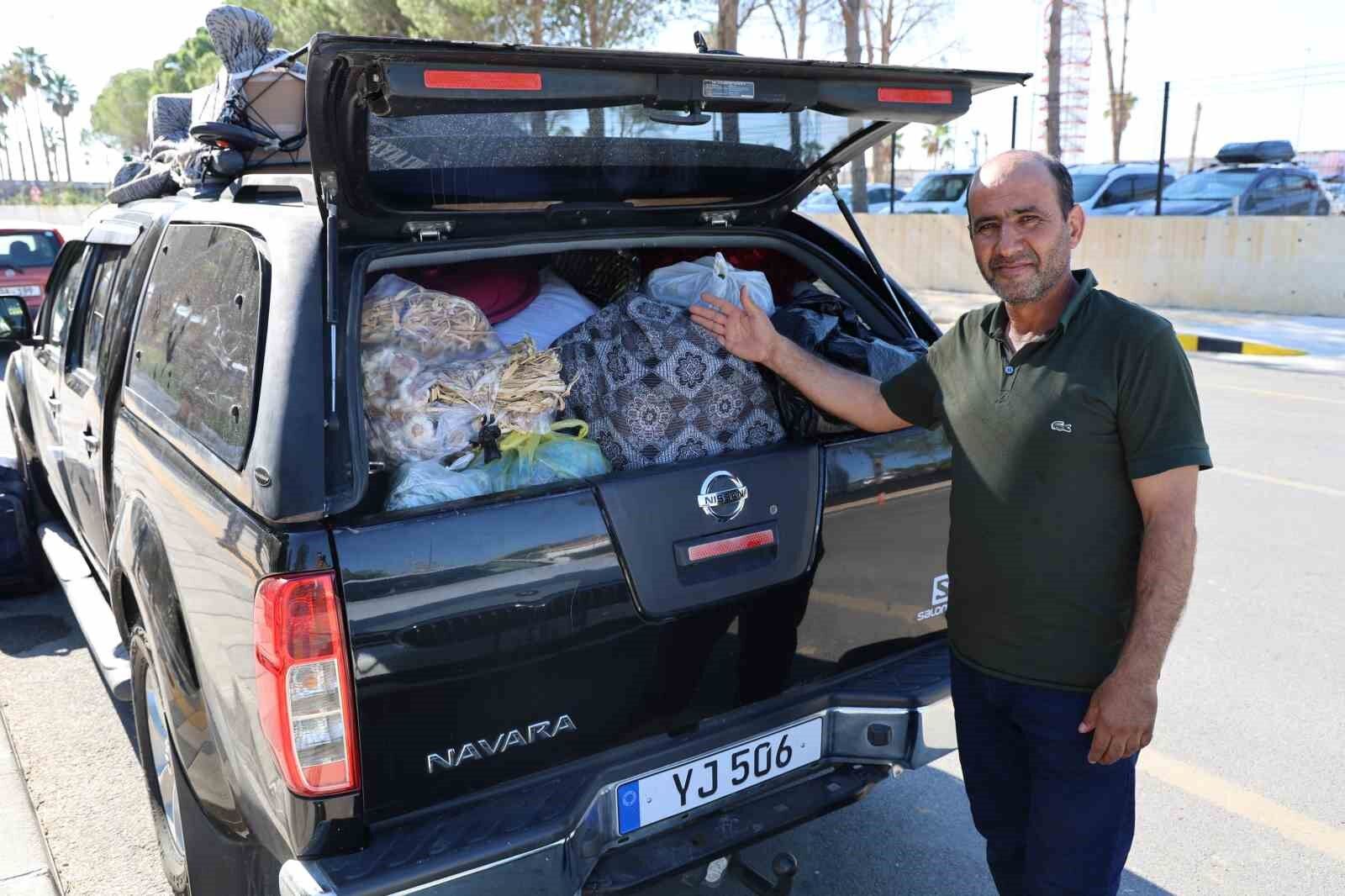 Taşucu Limanı'nda Kıbrıs seferi bekleyişi: 'Korkunun ecele faydası yok, bu yolu gitmemiz lazım'