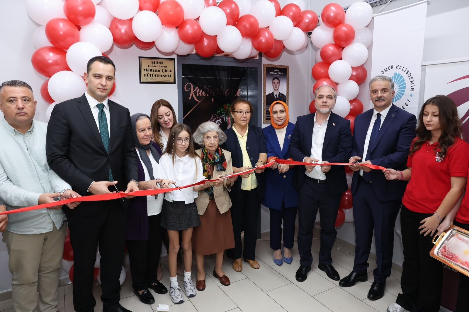 Öğretmeninin Mektubu Şehit Yiğitcan Adına Kütüphaneye Dönüştü