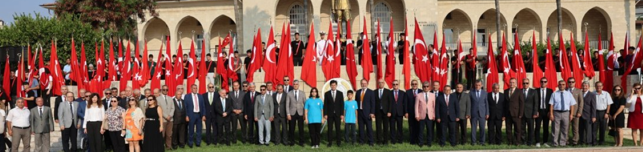 Özdemirci: “Zirvenin adı Türkiye ” , “ Eğitimde Yönümüz İleri ! ”