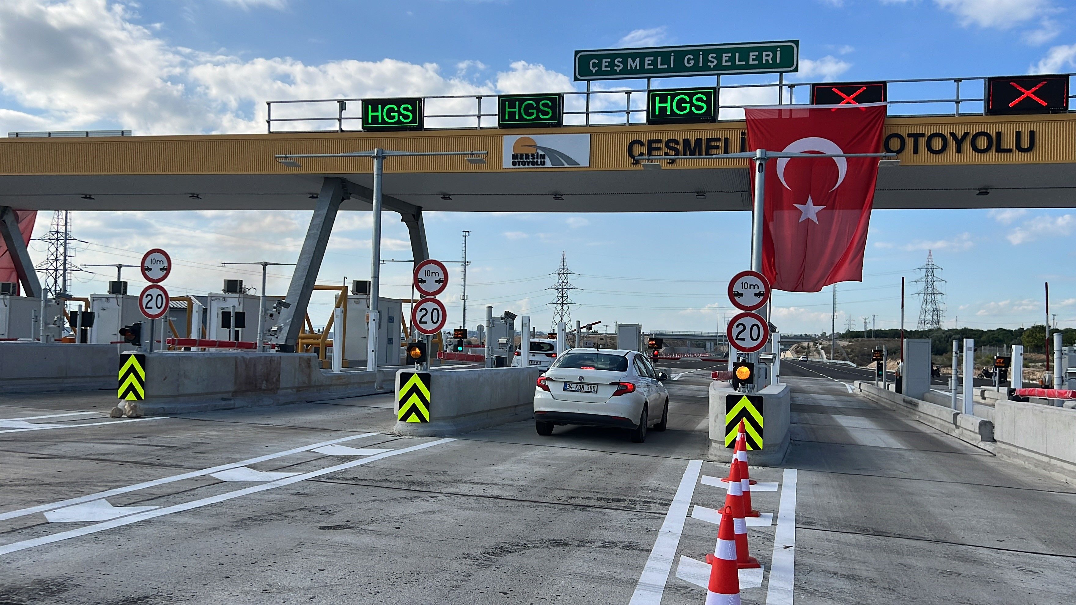 Mersin’de 3 saatlik yol 18 dakikaya düşüyor: Çeşmeli-Kızkalesi Otoyolu açıldı