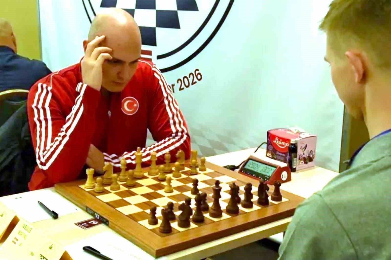 Mersinli milli sporcu Egemen Gülden'den NATO Satranç Şampiyonasında büyük başarı