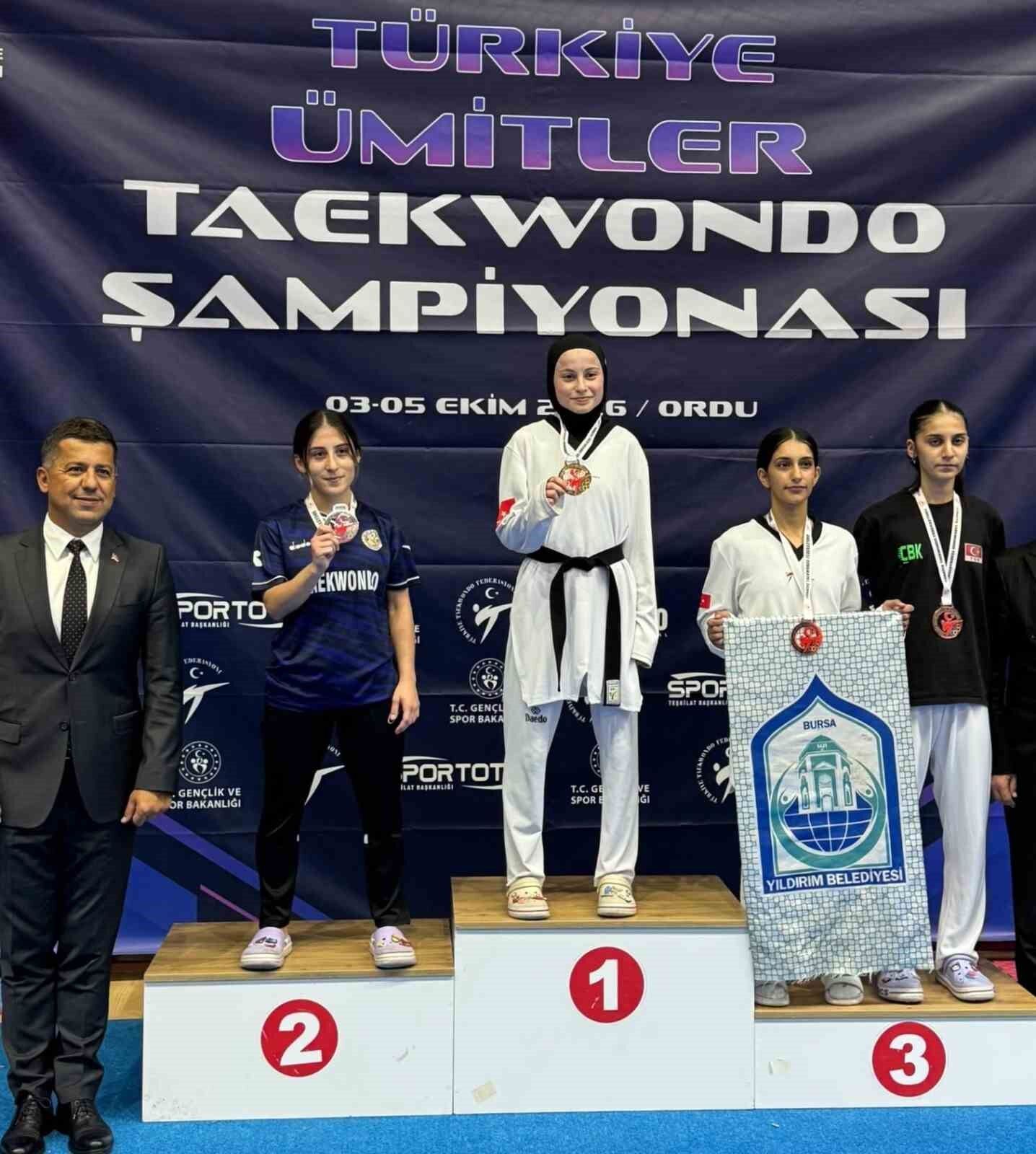 Mersinli taekwondocu Türkiye ikincisi oldu